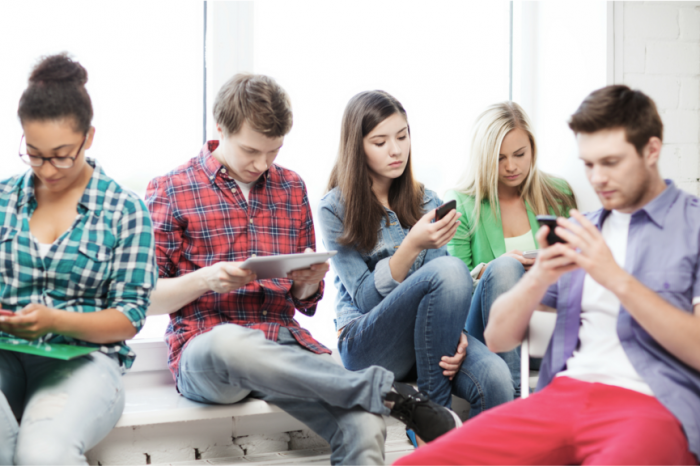 Reasons Why You Might Be Addicted To Your Mobile Device